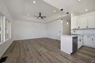 19285 Ravenhill Rd, Hidden Valley Lake, CA 95467 - Photo 25