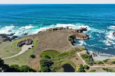 17290 Ocean Drive, Fort Bragg, CA 95437 - Photo 9