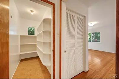 815 Dry Creek Road, Healdsburg, CA 95448 - Photo 21