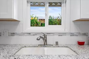 43 Westgate Cir, Santa Rosa, CA 95401 - Photo 11