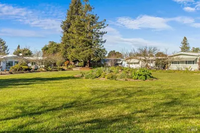 43 Westgate Circle, Santa Rosa, CA 95401 - Photo 25