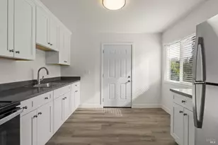 688 Grove Way, Hayward, CA 94541 - Photo 17