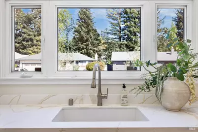 1158 Hillside Drive, Healdsburg, CA 95448 - Photo 15