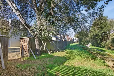 2700 Pike Drive, Napa, CA 94558 - Photo 33