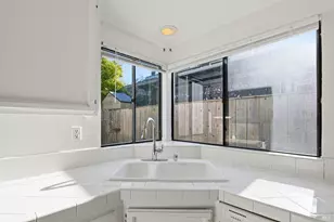 2700 Pike Dr, Napa, CA 94558 - Photo 5