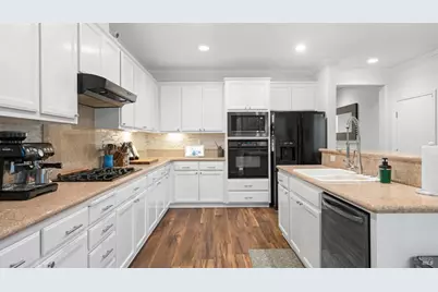 7280 Willow Creek Circle, Vallejo, CA 94591 - Photo 15