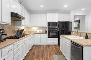 7280 Willow Creek Cir, Vallejo, CA 94591 - Photo 15