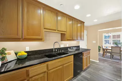 112 E Kentucky Street, Fairfield, CA 94533 - Photo 29