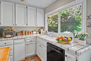 20 Carob Way, Novato, CA 94945 - Photo 13