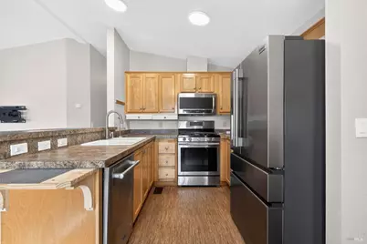 75 Candlewood Drive, Petaluma, CA 94954 - Photo 15