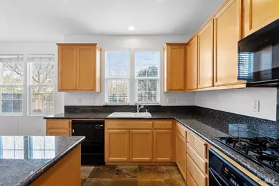 8356 Bennington Court, Vallejo, CA 94591 - Photo 11