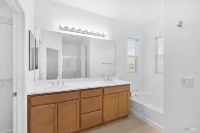 8356 Bennington Court, Vallejo, CA 94591 - Photo 27