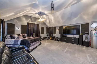 5106 Saint Charles Drive, Outside California, CA 75088 - Photo 35