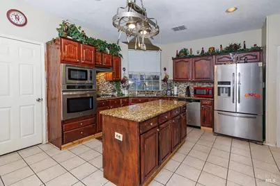 5106 Saint Charles Drive, Outside California, CA 75088 - Photo 25