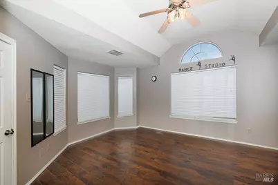 5106 Saint Charles Drive, Outside California, CA 75088 - Photo 31