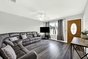 1919 Forest Ln, Vacaville, CA 95687 - Photo 9