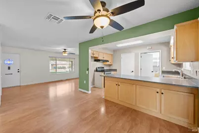 122 Rainier Circle, Vacaville, CA 95687 - Photo 9