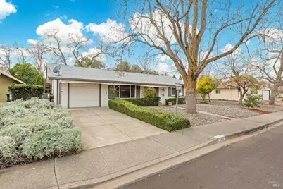 122 Rainier Circle, Vacaville, CA 95687 - Photo 3