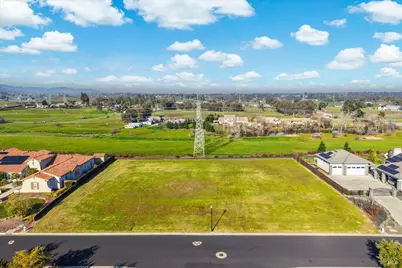 275 Rolling Sage Circle, Vacaville, CA 95688 - Photo 5