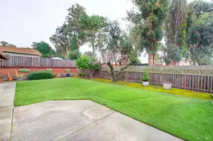 909 Seascape Cir, Rodeo, CA 94572 - Photo 25