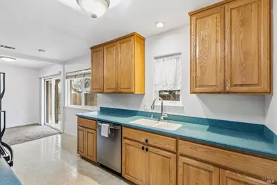 741 W D Street, Dixon, CA 95620 - Photo 19