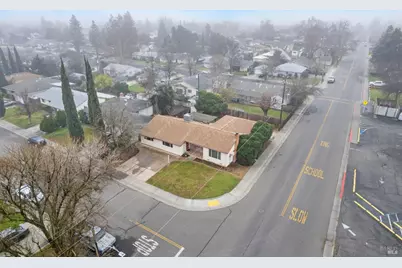 741 W D Street, Dixon, CA 95620 - Photo 37