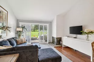 42 Fairways Dr, Napa, CA 94558 - Photo 5