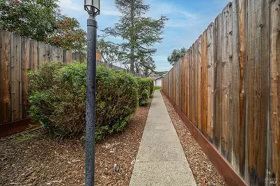 2827 Sunburst Drive, Fairfield, CA 94533 - Photo 27