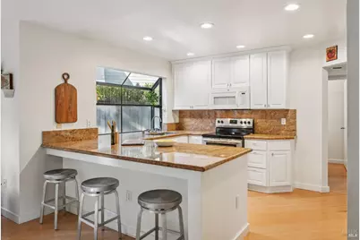 5 Creekside Drive, San Rafael, CA 94903 - Photo 25