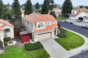 385 Sun Valley Way, Vacaville, CA 95688 - Photo 5