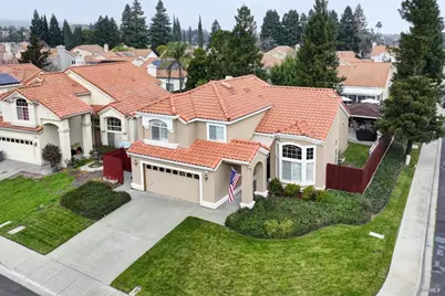 385 Sun Valley Way, Vacaville, CA 95688 - Photo 7