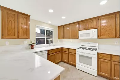 385 Sun Valley Way, Vacaville, CA 95688 - Photo 35