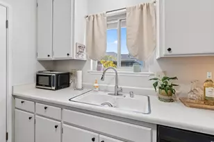 836 W Spain St, Sonoma, CA 95476 - Photo 9