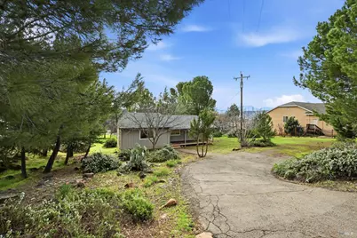 18483 Park Point Court, Hidden Valley Lake, CA 95467 - Photo 25