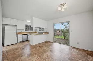 18483 Park Point Ct, Hidden Valley Lake, CA 95467 - Photo 7