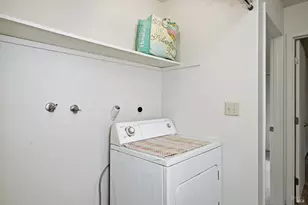 18483 Park Point Ct, Hidden Valley Lake, CA 95467 - Photo 15