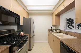 200 Deer Valley Rd, San Rafael, CA 94903 - Photo 3