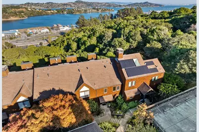 204 Bay Vista Circle, Sausalito, CA 94965 - Photo 3
