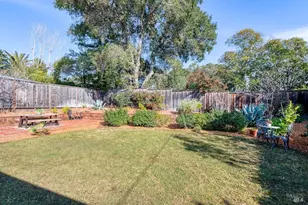 2046 Feliz Rd, Novato, CA 94945 - Photo 15