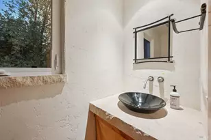 2016 Park Vista Ct, Santa Rosa, CA 95405 - Photo 51