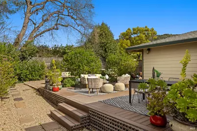 16 Washington Avenue, San Rafael, CA 94903 - Photo 27