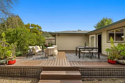 16 Washington Avenue, San Rafael, CA 94903 - Photo 29