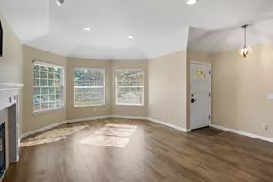 8151 Oakmont Dr, Santa Rosa, CA 95409 - Photo 11