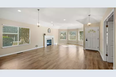 8151 Oakmont Drive, Santa Rosa, CA 95409 - Photo 9