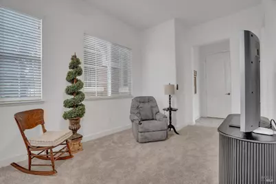 1007 Canterbury Court, Vacaville, CA 95687 - Photo 33