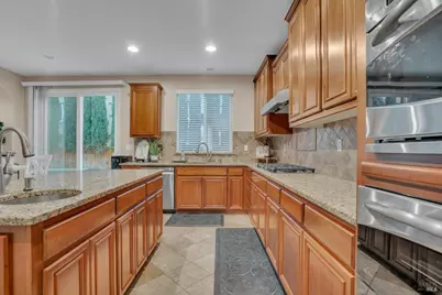 1007 Canterbury Court, Vacaville, CA 95687 - Photo 17