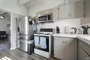 219 Wisconsin St, Fairfield, CA 94533 - Photo 9