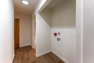 25053 Robin Cir, Willits, CA 95490 - Photo 17