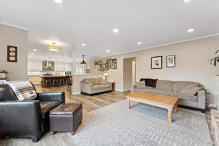 19440 Riverside Dr, Sonoma, CA 95476 - Photo 15