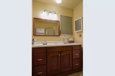 192 Carlsbad Circle, Vacaville, CA 95687 - Photo 33